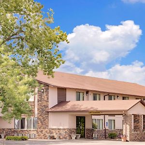 Super 8 By Wyndham Chariton
